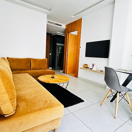 Appartement De Charme Terrasse Parking Casablanca Exterior photo